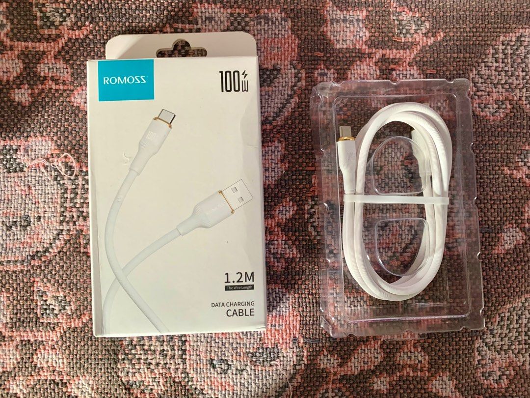 Romoss Type C to USB Data Cable (Category: Chargers & Cables) located in Manila. Submitted by edi-eni (Listing ID 1377689398, Image 1). Description: Romoss Type C to USB Data Cable 100w 1.2m.