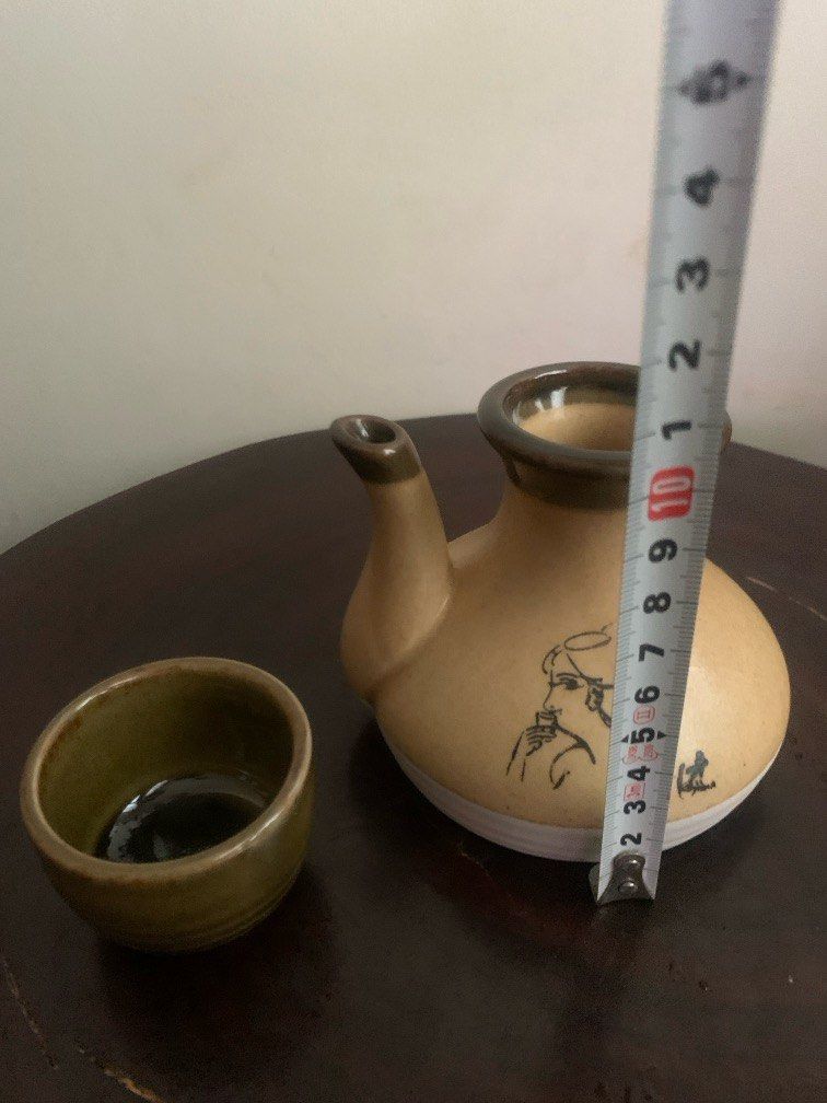 Sake jar from japan (Category: Other Kitchenware & Tableware) located in Makati City. Submitted by inaps (Listing ID 1377659734, Image 2). Description: Nice in actual collectible item.