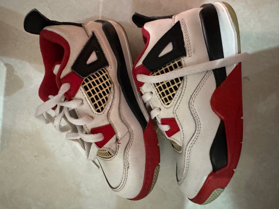 SEPATU ANAK NIKE JORDAN RETRO