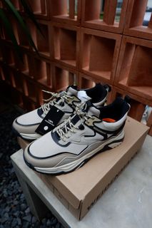 (Kategori: ) berada di . Dikirim oleh risangkuncoro (ID iklan 1377632508, Gambar 1). Deskripsi: .
