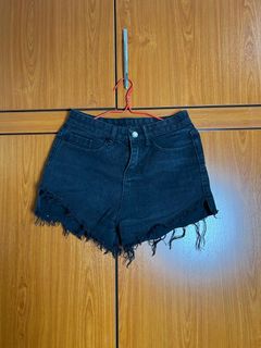 (Category: ) located in . Submitted by moana9336 (Listing ID 1377660245, Image 1). Description: .