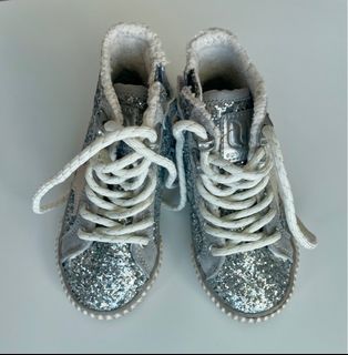 (Category: ) located in . Submitted by lucys100 (Listing ID 1377627658, Image 1). Description: .