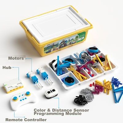 SingArts Coding Robot Kit (Category: Educational & Learning Toys) located in Singapore. Submitted by pianotunersteven (Listing ID 1377694033, Image 2). Description: Let your kids experience an international school coding program right at home! 🎨 Download the Free SingRobot App on iPad and easily control the SingArts coding robot. ✅ 300+ cool models ✅ Learn coding from scratch ✅ Boost engineering thinking & creativity. Visit details on www.singco