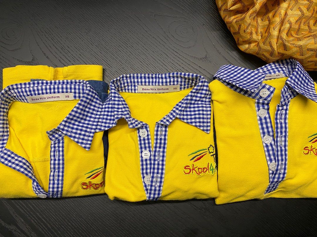 Skool4Kidz (Category: Babies & Kids Fashion) located in Singapore. Submitted by f0xr0me0 (Listing ID 1377679327, Image 1). Description: — All sets are size XS for both top and skirt — 6x sets (might have stains) — $5 per set — Self collect strictly at 522648(B).