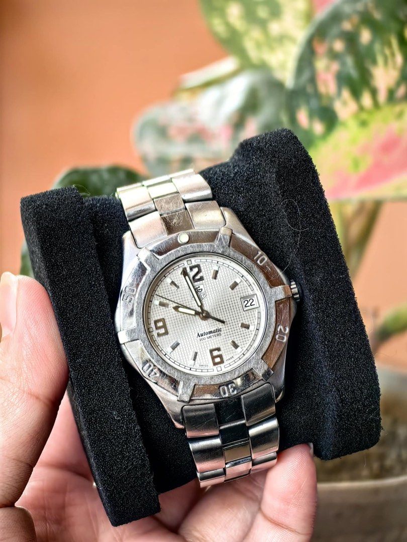 Tag Heuer Exclusive (Category: Luxury Watches) located in Mabalacat. Submitted by uptime (Listing ID 1377586898, Image 1). Description: Automatic 39mm White dial Fits medium wrist.