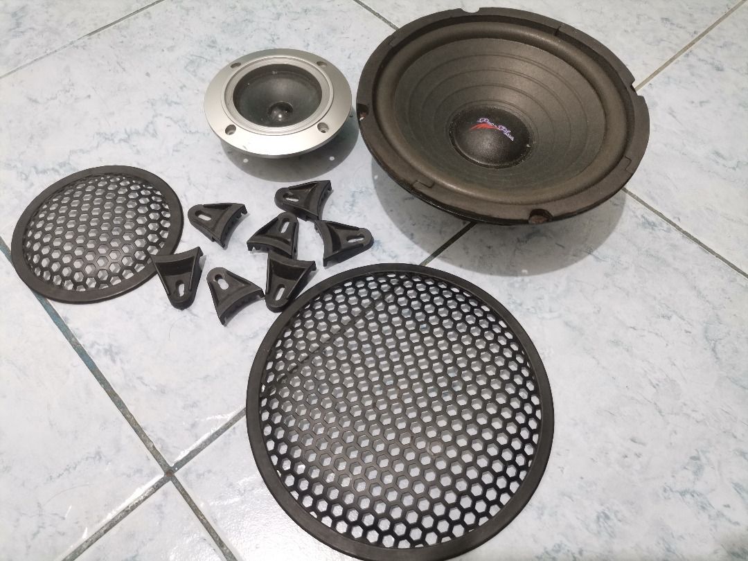 Tweeter and Woofer Speaker (Category: Soundbars, Speakers & Amplifiers) located in Carmona. Submitted by nplusultra (Listing ID 1377668004, Image 2). Description: 1 x Tweeter Speaker 8ohms 10watts SHARP 1 x Woofer 8ohms Speaker 20-50watts CROWN 2 x Speaker mesh with 8 x Mesh clip .