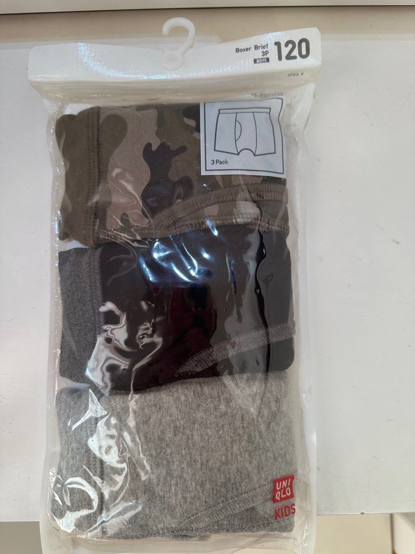 Uniqlo Kids Boxer Briefs 3-Pack - Size 120 (Category: Babies & Kids Fashion) located in Singapore. Submitted by messyspud (Listing ID 1377659922, Image 1). Description: Brand new Uniqlo Kids boxer briefs, size 120. This pack includes three pairs in different colours: camouflage, black, and grey. The material is 100% cotton. The original price is S$12.90 / RM 39.90..