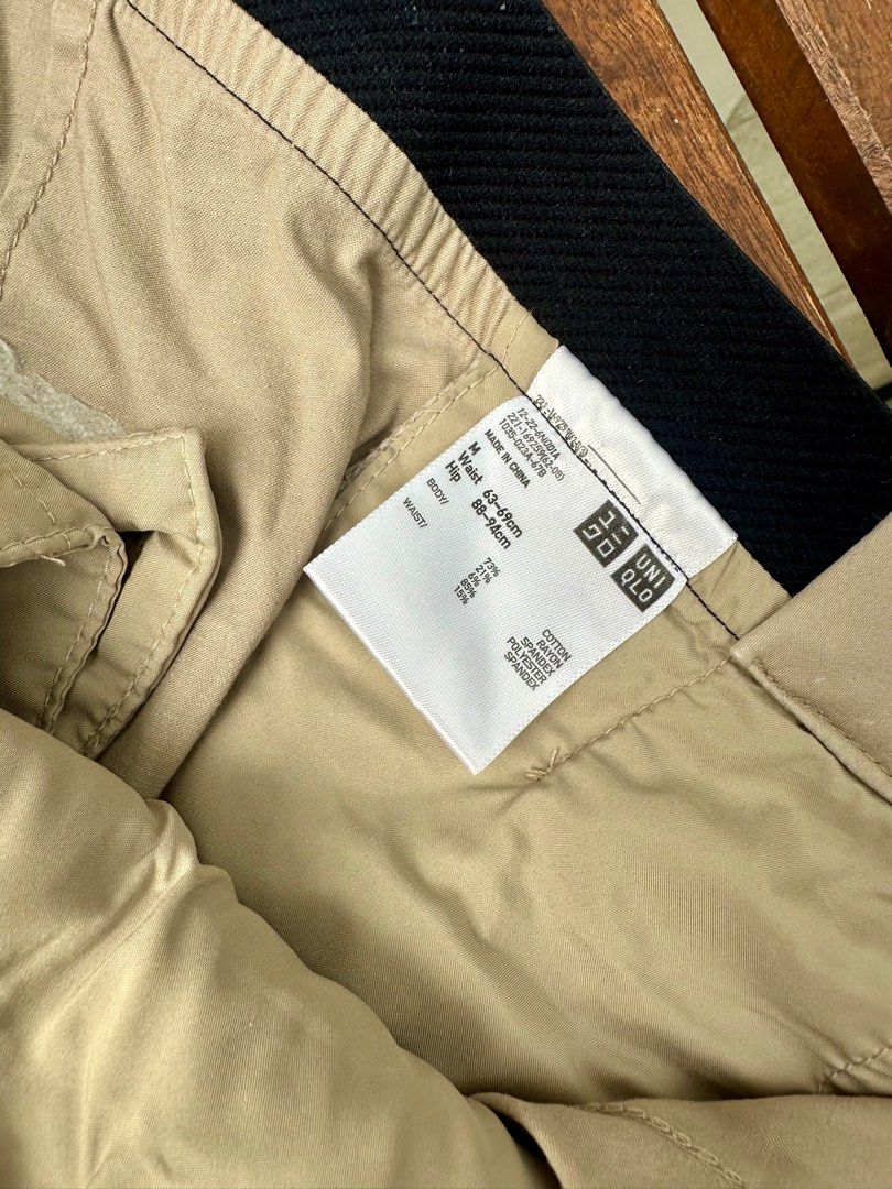 UNIQLO TROUSERS PANTS (Category: Other Bottoms) located in Quezon City. Submitted by margarp (Listing ID 1377588226, Image 2). Description: .