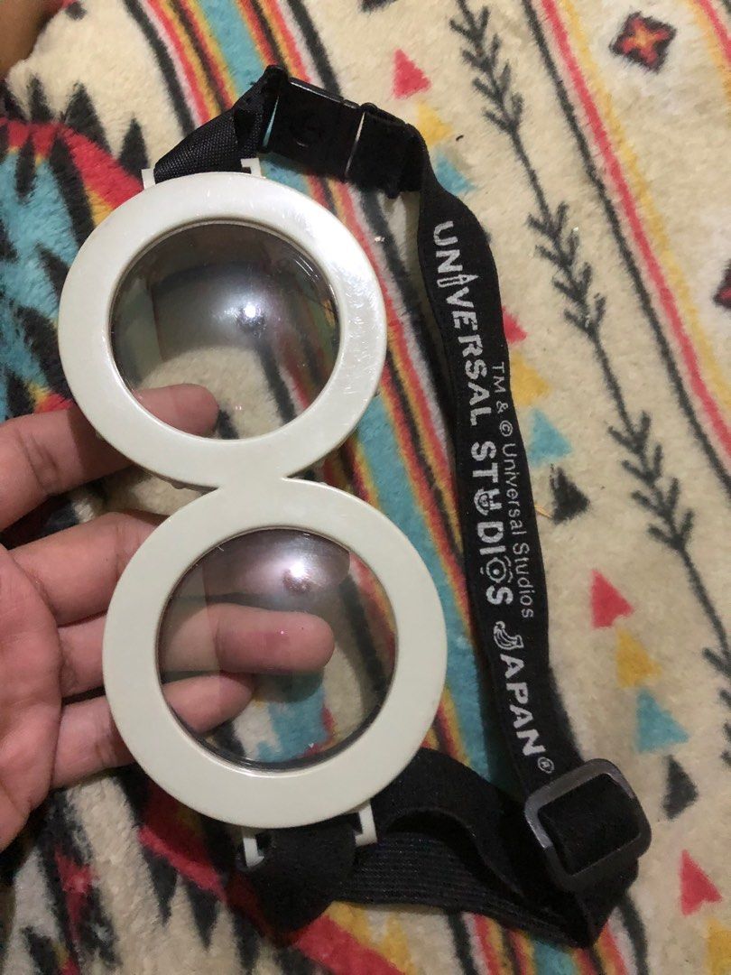 Universal Studios japan Minions Goggles (Category: Character Goods) located in Quezon City. Submitted by markgolveo (Listing ID 1377642749, Image 2). Description: Universal Studios japan Minions Goggles.