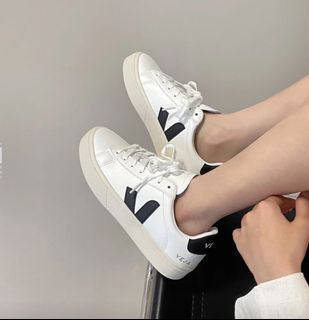 （分類：）位於 。 由 lovesports777 提交（商品編號 1377579702，圖片 1）。簡介： 。