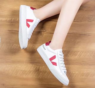 （分類：）位於 。 由 lovesports777 提交（商品編號 1377579919，圖片 1）。簡介： 。