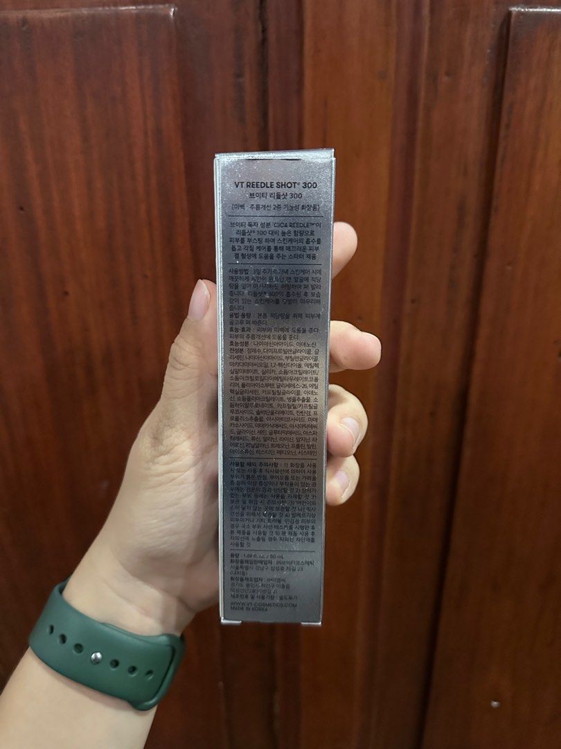 VT Reedle Shot 300 Essence 50mL (Category: Face Care) located in Cagayan de Oro. Submitted by krnnndr (Listing ID 1377690672, Image 3). Description: - Unopened and sealed - Cica reedle shot 300 essence - slightly negotiable - bought from Olive Young 🇰🇷.