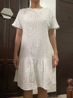 (Category: ) located in . Submitted by krixcloset (Listing ID 1377624495, Image 1). Description: .