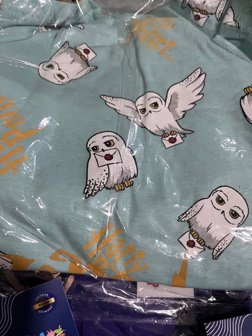 Wholesales kids clothings (Category: Babies & Kids Fashion) located in Singapore. Submitted by xin1196 (Listing ID 1377726649, Image 1). Description: Wholesales only! For serious buyer/reseller. Self collect or delivery $20. .
