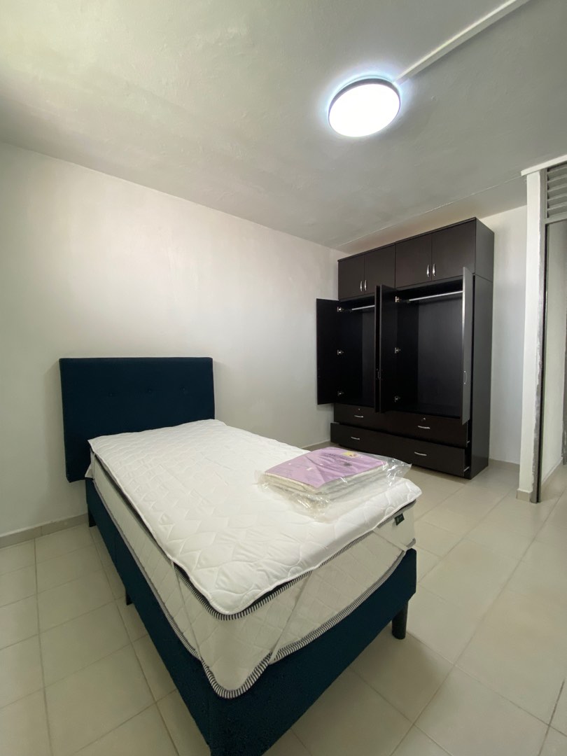 (Category: ) located in . Submitted by rachkhoo (Listing ID 1372704482, Image 1). Description: .