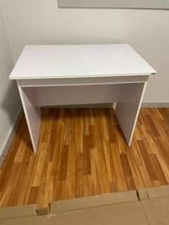 (Category: ) located in . Submitted by priceworthfurniture (Listing ID 1372854583, Image 1). Description: .