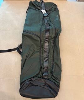 （分類：）位於 。 由 benlam72 提交（商品編號 1372829534，圖片 1）。簡介： 。
