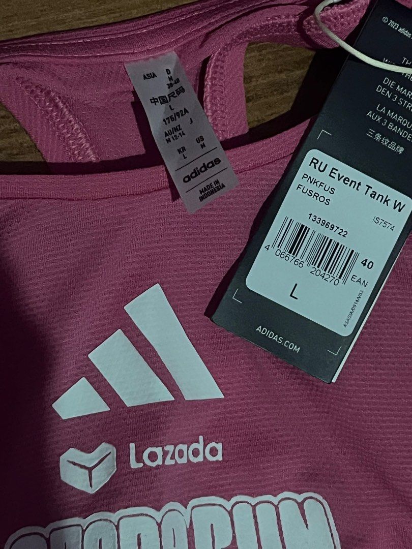 Adidas Laz Run Singlet (Category: Sleeveless) located in Quezon City. Submitted by authenkicks (Listing ID 1372799725, Image 3). Description: Adidas Laz Run Singlet Brand New Never Used With tags intact Authentic 💯 Adidas Size L NEGOOOOOOOO.