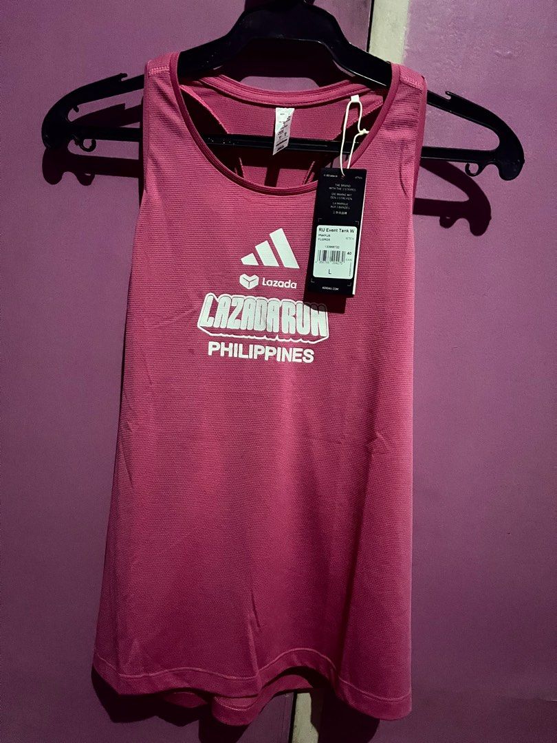 Adidas Laz Run Singlet (Category: Sleeveless) located in Quezon City. Submitted by authenkicks (Listing ID 1372799725, Image 1). Description: Adidas Laz Run Singlet Brand New Never Used With tags intact Authentic 💯 Adidas Size L NEGOOOOOOOO.