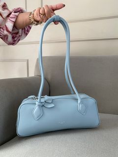 (Kategori: ) berada di . Dikirim oleh parisiancollection (ID iklan 1372735933, Gambar 1). Deskripsi: .