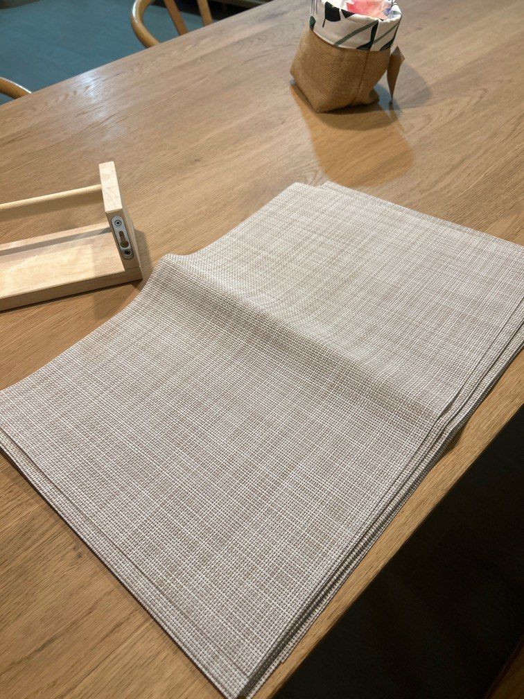 Beige/ Rattan Dining Placemats