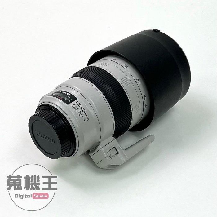 由 winson999888 (刊登 ID 1372770821，圖片 1) 提交，位於 台北市 (Taipei) 的 【蒐機王】Canon EF 100-400mm F4.5-5.6 IS II USM【可舊3C折抵購買】D4083-3 (類別：鏡頭及裝備)，說明：【商品貨號】D4083 【名稱】Canon EF 100-400mm F4.5-5.6 IS II USM 【顏色】白色 【品相描述】外觀良好 【新舊程度】中古品 / 90%新 【保固狀態】店家責任保固七天 【配件說明】無盒裝、前後鏡頭蓋、遮光罩、保護鏡 【NCC認證碼】N/A 【BSMI商檢字號】N/A 【賣場管理代碼】03 -------------------------------------- 【商品狀態分級說明】 ● 100%新 = 全新未拆封新品 ● 95%新 = 機況如新品一般 ● 90%新 = 僅些許使用小痕跡 ● 85%新 = 外觀有較明顯痕跡 ● 80%新 = 外觀較重的使用痕跡 ● 70%新 = 商品