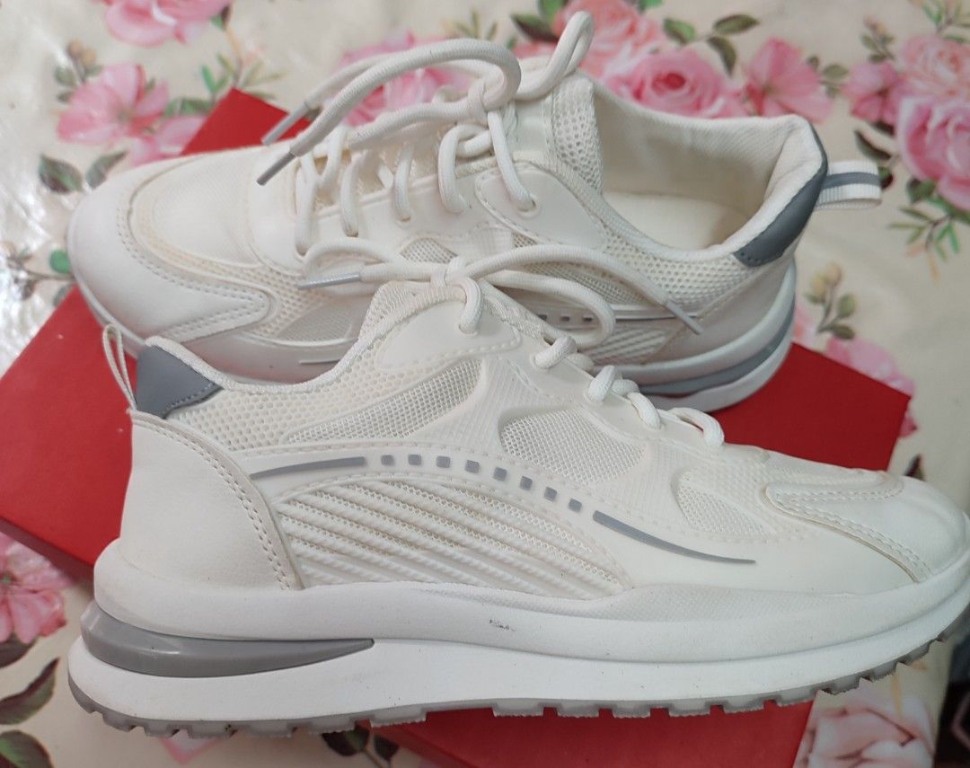 Celine sneaker (Category: Sneakers) located in Dasmarinas. Submitted by lanceboy29 (Listing ID 1372681854, Image 2). Description: used once.