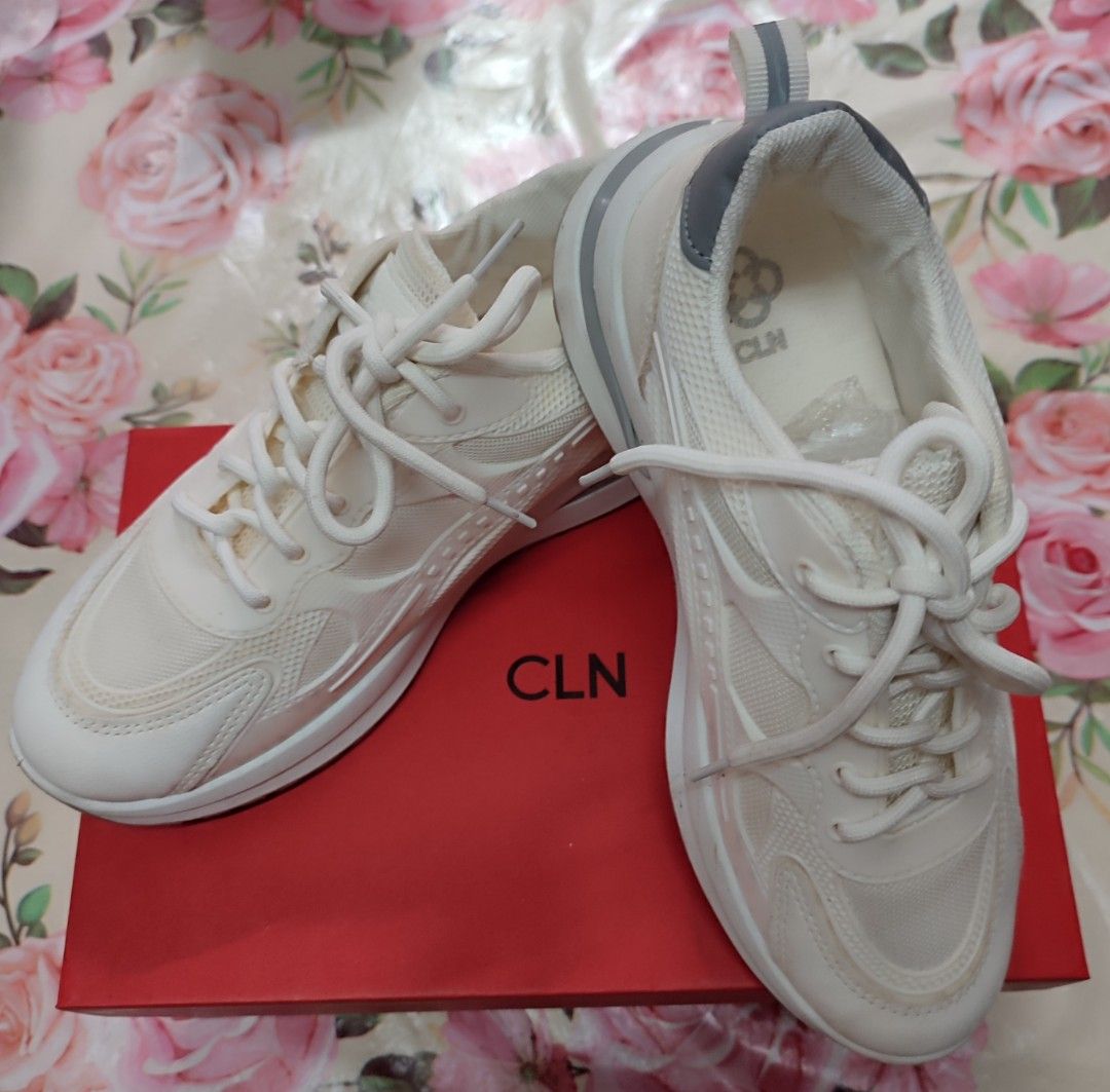 Celine sneaker (Category: Sneakers) located in Dasmarinas. Submitted by lanceboy29 (Listing ID 1372681854, Image 1). Description: used once.
