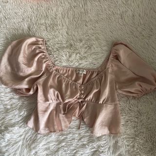 (Category: ) located in . Submitted by chanel0987 (Listing ID 1372739417, Image 1). Description: .