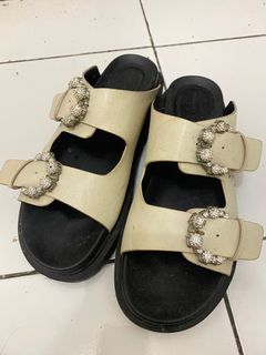 (Kategori: ) berada di . Dikirim oleh goodsngood (ID iklan 1372773830, Gambar 1). Deskripsi: .