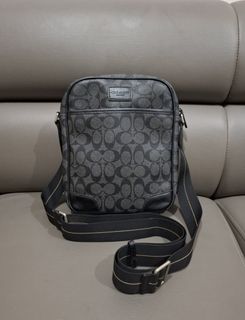 (Kategori: ) berada di . Dikirim oleh jshop_preloved (ID iklan 1372778065, Gambar 1). Deskripsi: .