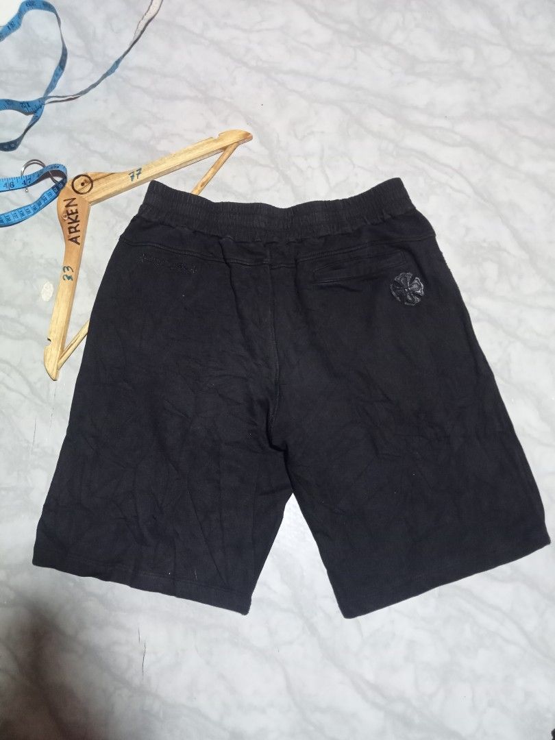 Crome hearts short (Category: Shorts) located in Sagay. Submitted by kennie_3377 (Listing ID 1372739437, Image 2). Description: in excellent condition.