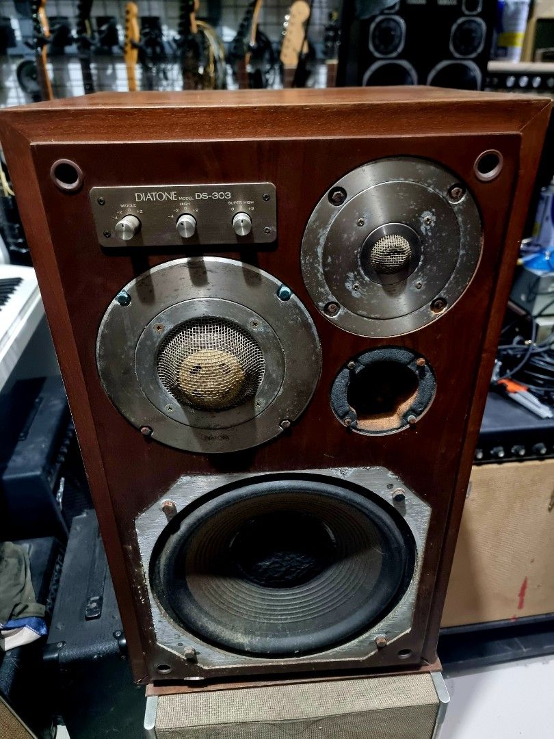 Diatone ds303 speaker Made in japan (Category: Soundbars, Speakers & Amplifiers) located in Binan City. Submitted by jamrock.music (Listing ID 1372749034, Image 3). Description: "JAMROCK MUSIC STORE" JAPAN MUSICAL INSTRUMENTS location📍ST FRANCIS 7 SAN ANTONIO BIÑAN LAGUNA 📌pin@waze/googlemap JAMROCK Music store st paul project 4 biñan laguna the shop is closed by appointment for pick up only.please let us know if you are coming..