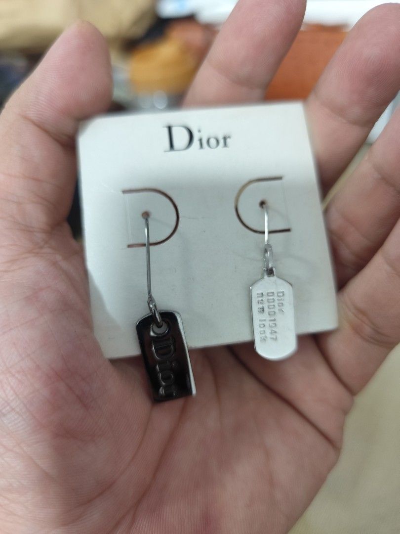 Dior x john galliano (Category: Luxury Accessories) located in Navotas City. Submitted by mistej (Listing ID 1372837824, Image 2). Description: dior x john gallian earings missing pair but can be use as mismatch authentic guaranteed.