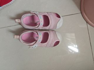 （分類：）位於 。 由 sukibb372 提交（商品編號 1372703646，圖片 1）。簡介： 。