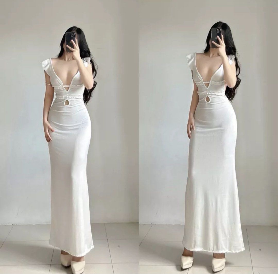 WHITE Beach Dress (Category: Dresses) located in Caloocan City. Submitted by mimi.declutters12 (Listing ID 1372805850, Image 1). Description: MOP: Gcash or BDO MOD: Lalamove or Gogoexpress.