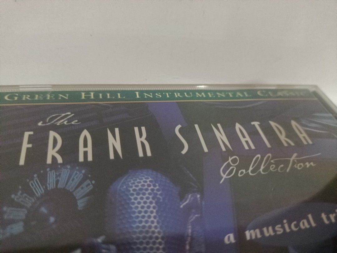 Frank Sinatra COLLECTION / Greenhills Record / US Made / Used (Category: Vinyls) located in Manila. Submitted by jeannetteyago (Listing ID 1372798752, Image 2). Description: Frank Sinatra COLLECTION / Greenhills Record / US Made / Used Very good conditions.