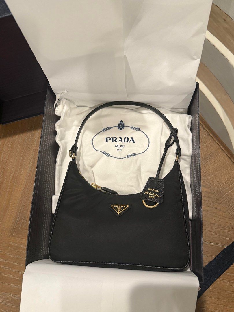 Gold hardware re-nylon (Category: Luxury Bags & Wallets) located in Paranaque City. Submitted by kgmgiftedph20 (Listing ID 1372838071, Image 1). Description: .
