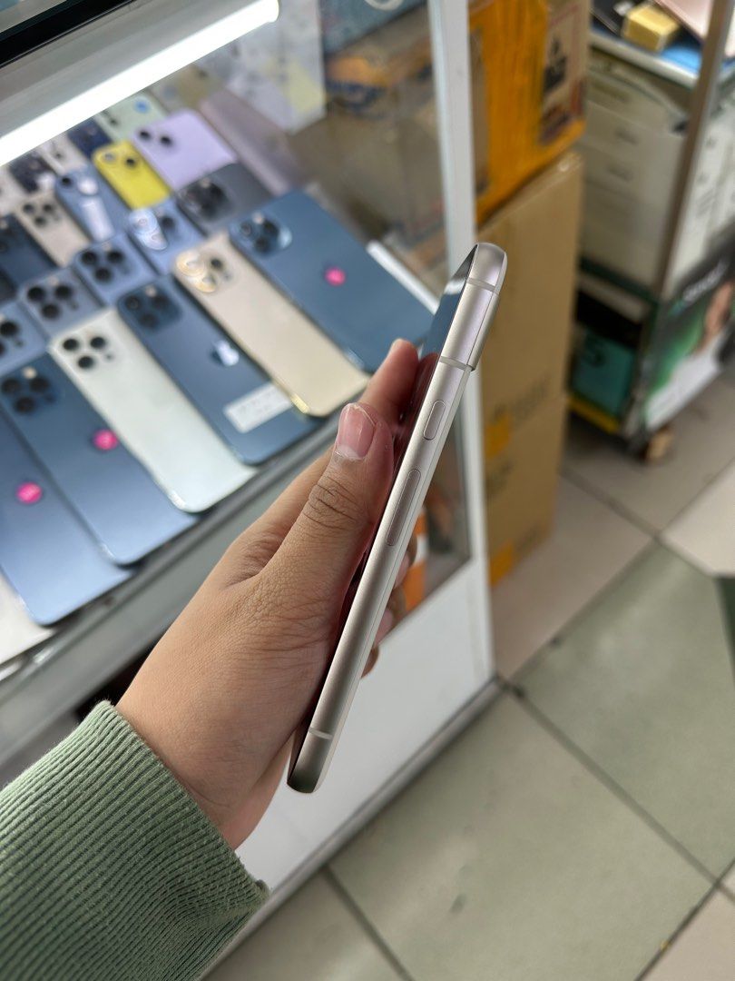 Google Pixel 8a 128GB Factory Unlock No Issue Secondhand (Category: Google Pixel) located in Pasig City. Submitted by FarAndRayShop (Listing ID 1372726533, Image 2). Description: SALE / SWAP / INSTALLMENT / TRADE IN Google Pixel 8a 128GB Openline / Any Sim No Hidden issue Complete Package Check to sawa before pay. Meet up: •Greenhills San Juan Manila, or nearby areas •For farther locations, we offer COP via LBC •Door-to-door delivery available wi