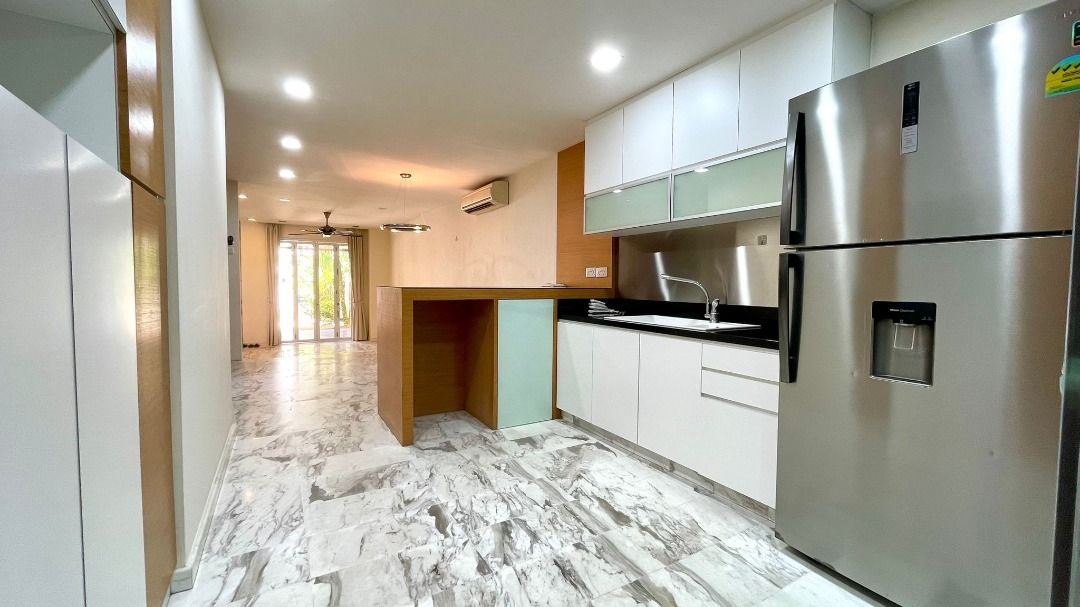 Greenwood Avenue for Rent!63108835782657111