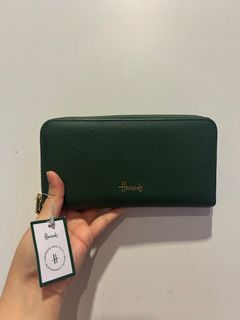 (Kategori: ) berada di . Dikirim oleh intinyamestihabis (ID iklan 1372799302, Gambar 1). Deskripsi: .