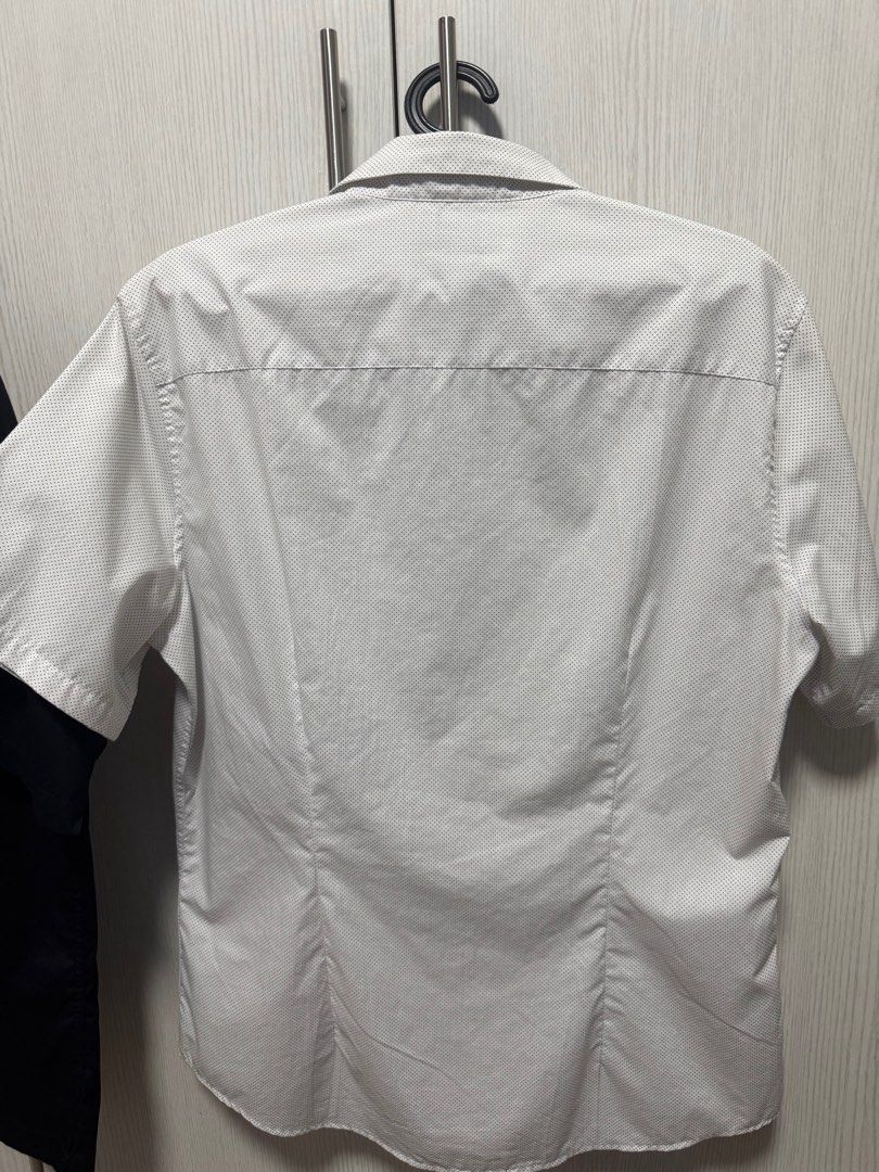 H&M White Polo Shirt (Category: Tshirts & Polo Shirts ) located in Marikina City. Submitted by rtmarikina (Listing ID 1372754190, Image 2). Description: Good condition, no problems just too small. .