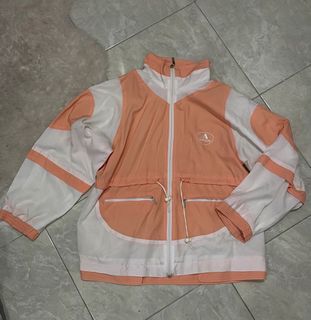 (Category: ) located in . Submitted by amz02 (Listing ID 1372727425, Image 1). Description: .