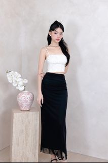 (Category: ) located in . Submitted by lovers_wardrobe (Listing ID 1372668239, Image 1). Description: .