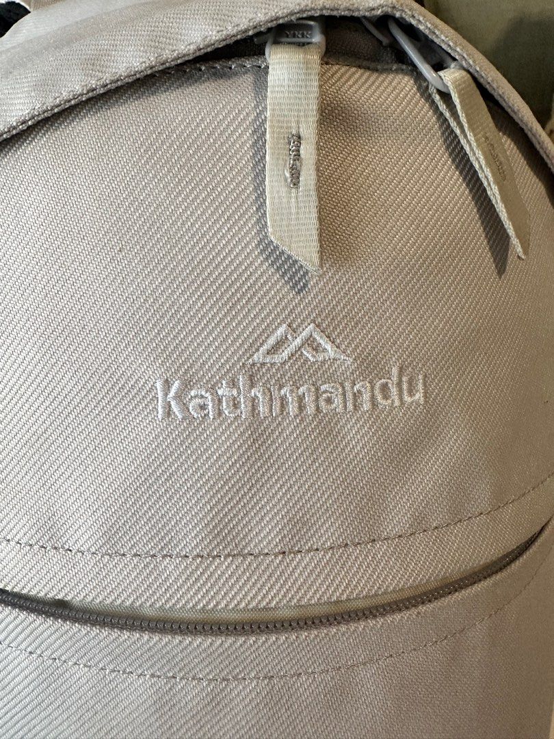 Kathmandu Solus Pack 16L (Pumice) – Lightly Used (Category: Backpacks) located in Makati City. Submitted by davef88976 (Listing ID 1372672114, Image 2). Description: Price: ₱1290 (negotiable) + SF Description: Selling my Kathmandu Solus Pack 16L in Pumice. 🧳 Used just once for travel — still in great shape with a few light stains (shown in photos). Super clean overall. 🌏 Kathmandu is a trusted outdoor brand from New Zealand, known for durable, 