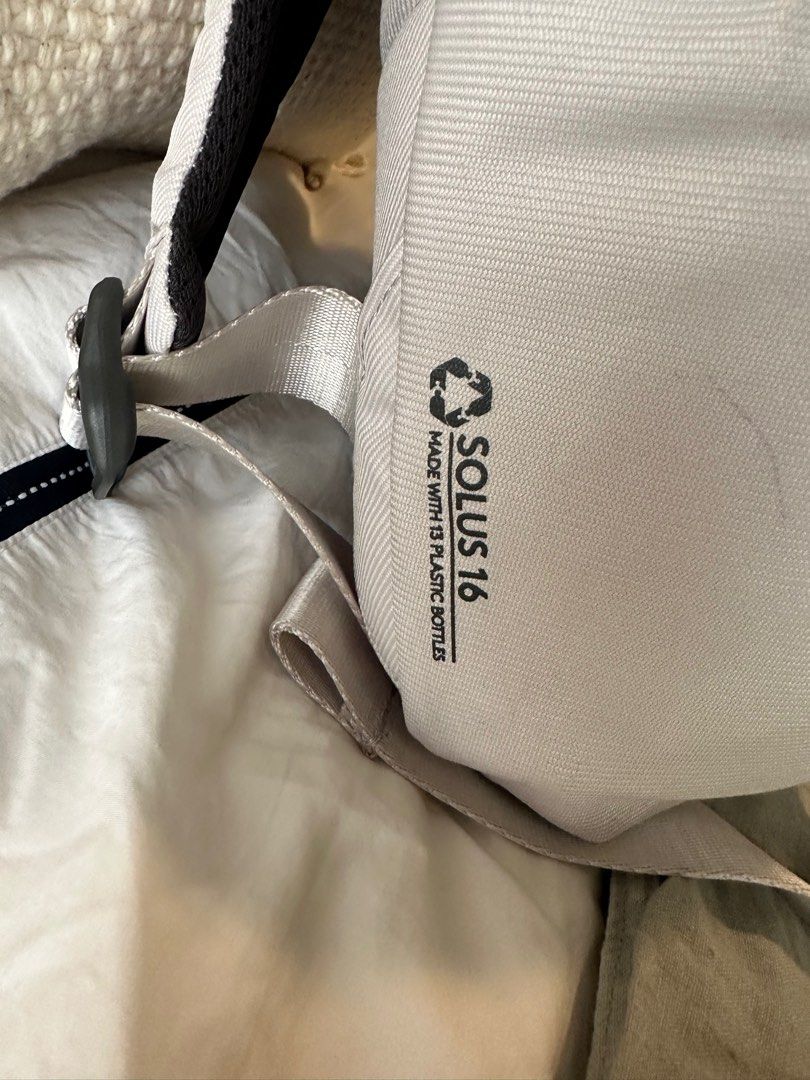 Kathmandu Solus Pack 16L (Pumice) – Lightly Used (Category: Backpacks) located in Makati City. Submitted by davef88976 (Listing ID 1372672114, Image 3). Description: Price: ₱1290 (negotiable) + SF Description: Selling my Kathmandu Solus Pack 16L in Pumice. 🧳 Used just once for travel — still in great shape with a few light stains (shown in photos). Super clean overall. 🌏 Kathmandu is a trusted outdoor brand from New Zealand, known for durable, 