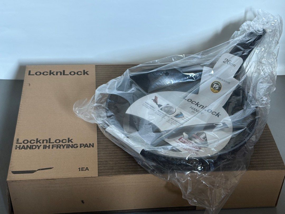 Locknlock Frying Pan 26cm (Category: Other Kitchen Appliances) located in Manila. Submitted by jamieanneo42919 (Listing ID 1372757062, Image 2). Description: .