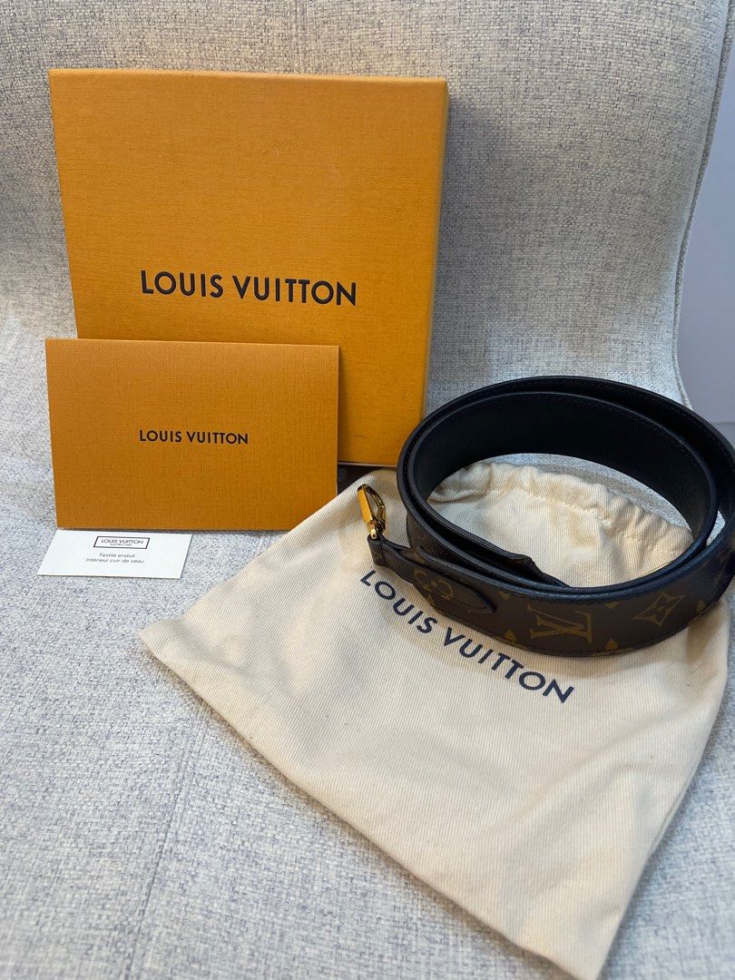 LV Reversible Strap (Category: Luxury Bags & Wallets) located in Paranaque City. Submitted by gladysu (Listing ID 1372825914, Image 1). Description: LV Reversible Strap With box, dustbag, card and receipt RFS: decluttering.