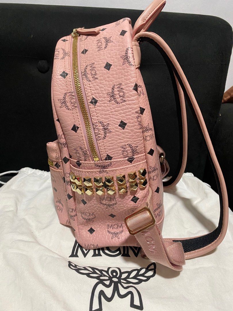 MCM backpack (Category: Luxury Bags & Wallets) located in Baguio. Submitted by fullroom.dgs (Listing ID 1372695269, Image 3). Description: MCM backpack very good condition authentic please check photos.