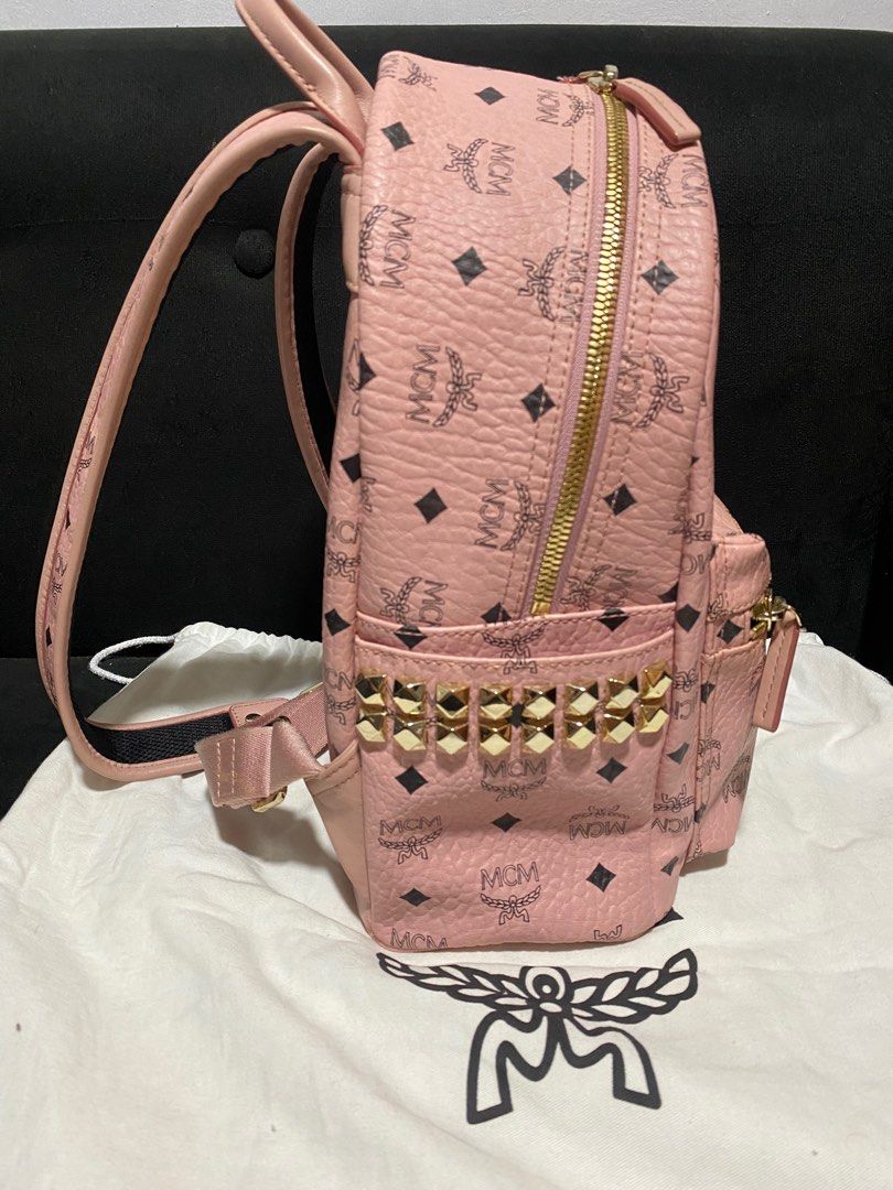 MCM backpack (Category: Luxury Bags & Wallets) located in Baguio. Submitted by fullroom.dgs (Listing ID 1372695269, Image 2). Description: MCM backpack very good condition authentic please check photos.